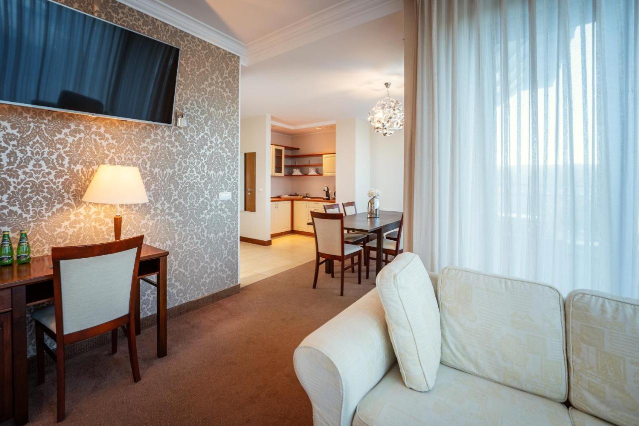Hotel Kuracyjny Spa & Wellness غدينيا المظهر الخارجي الصورة