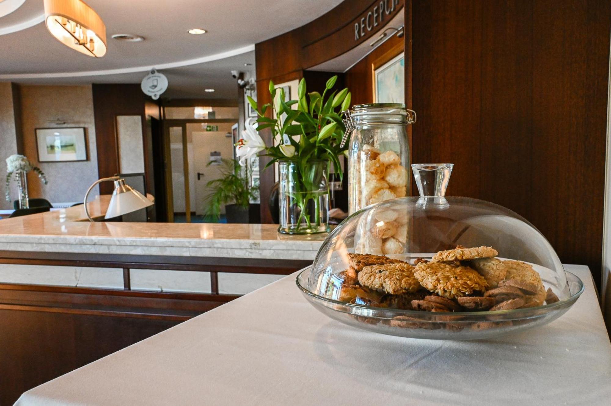 Hotel Kuracyjny Spa & Wellness غدينيا المظهر الخارجي الصورة