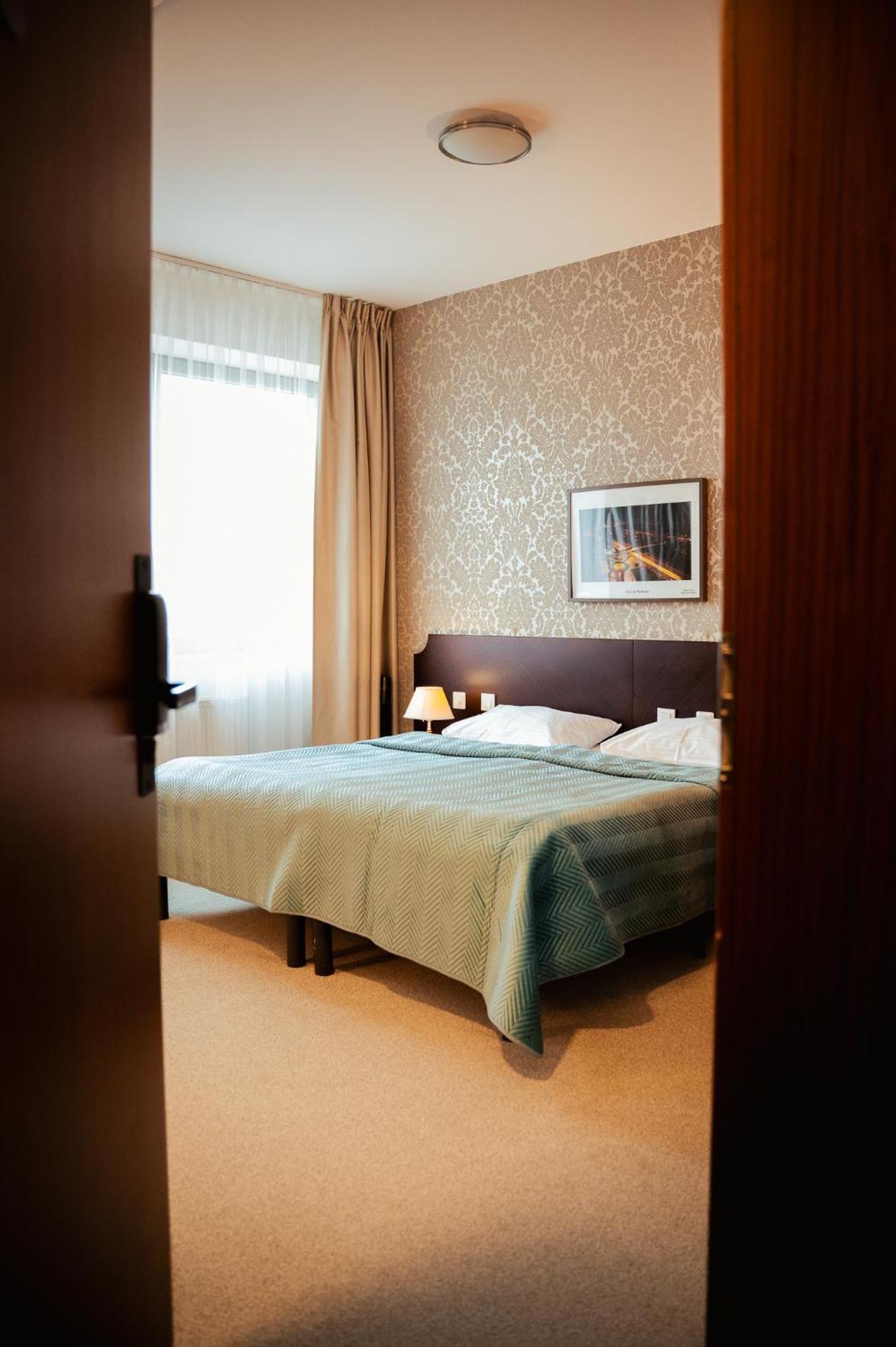 Hotel Kuracyjny Spa & Wellness غدينيا المظهر الخارجي الصورة