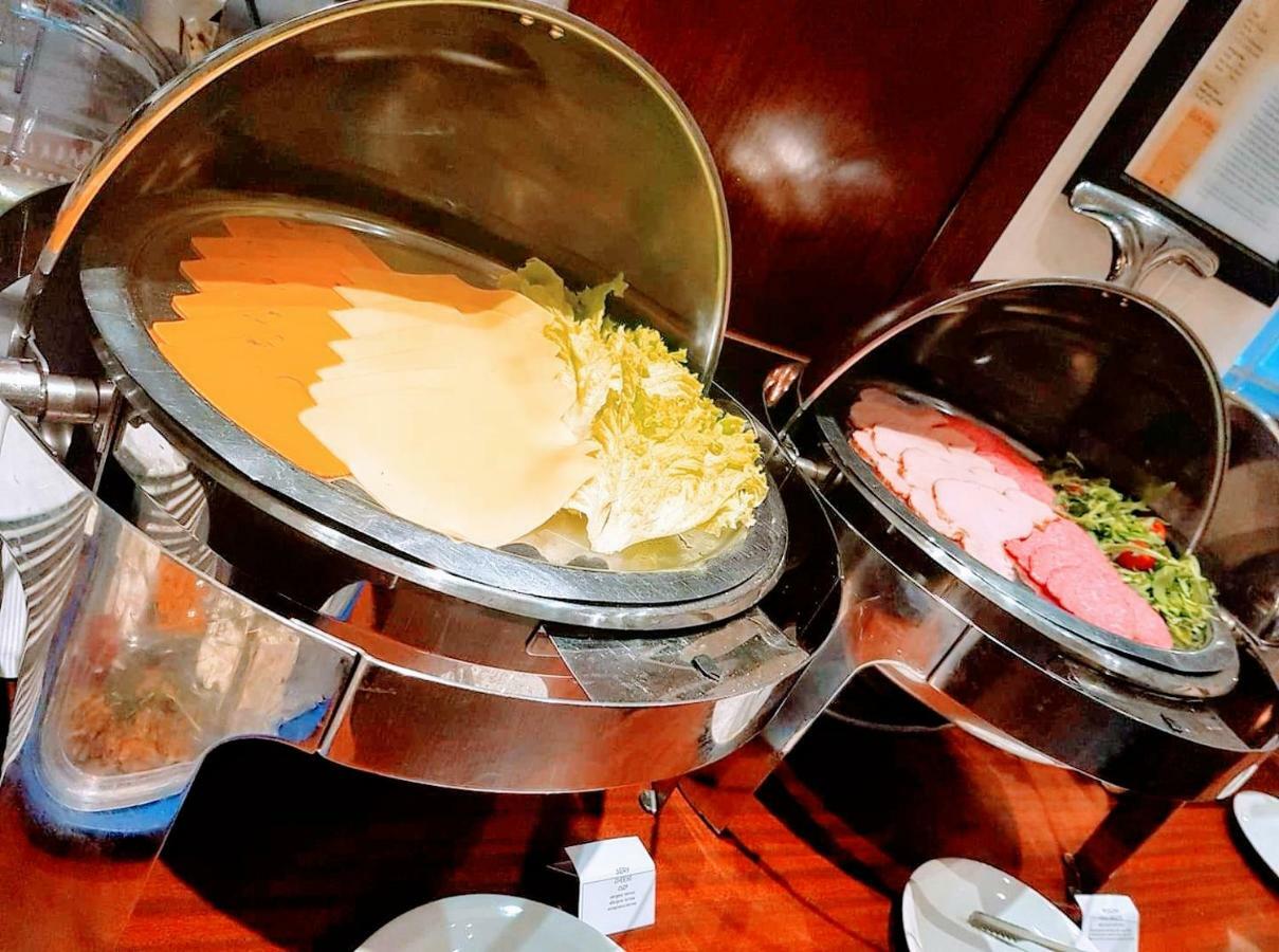 Hotel Kuracyjny Spa & Wellness غدينيا المظهر الخارجي الصورة