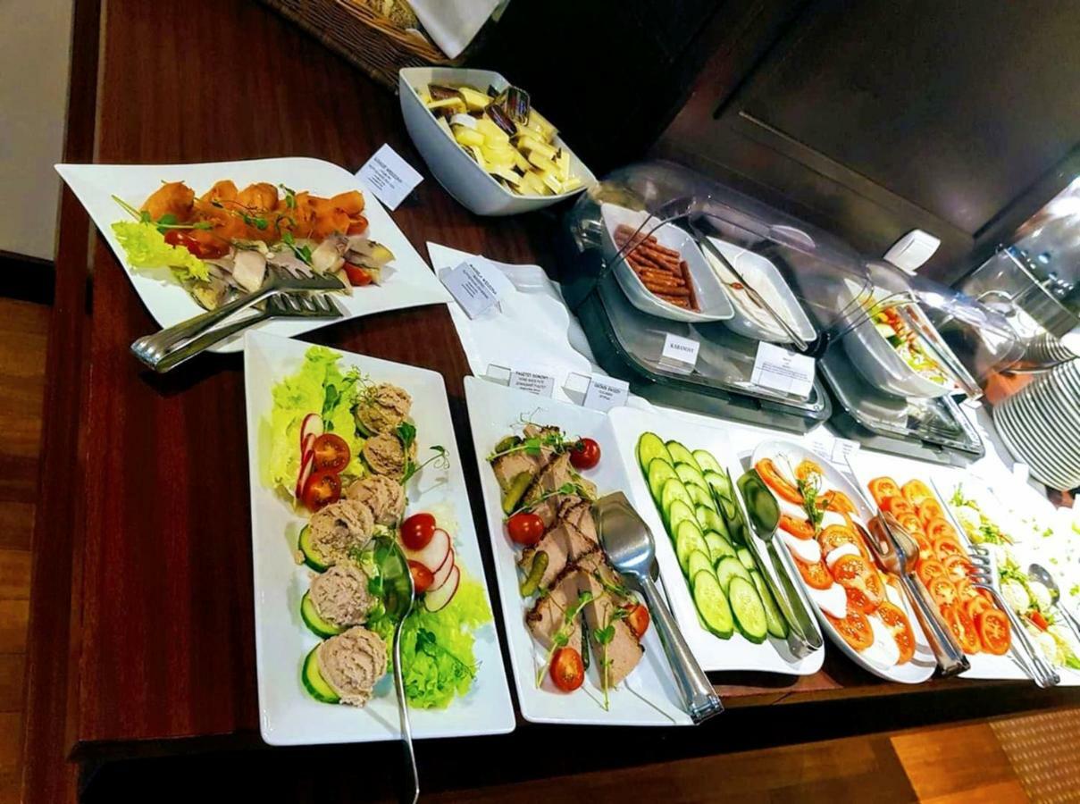 Hotel Kuracyjny Spa & Wellness غدينيا المظهر الخارجي الصورة